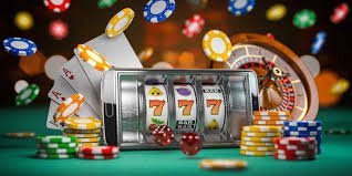 Pengalaman bermain sportsbook dan slot online di platform komslot yang terpercaya dengan desain modern